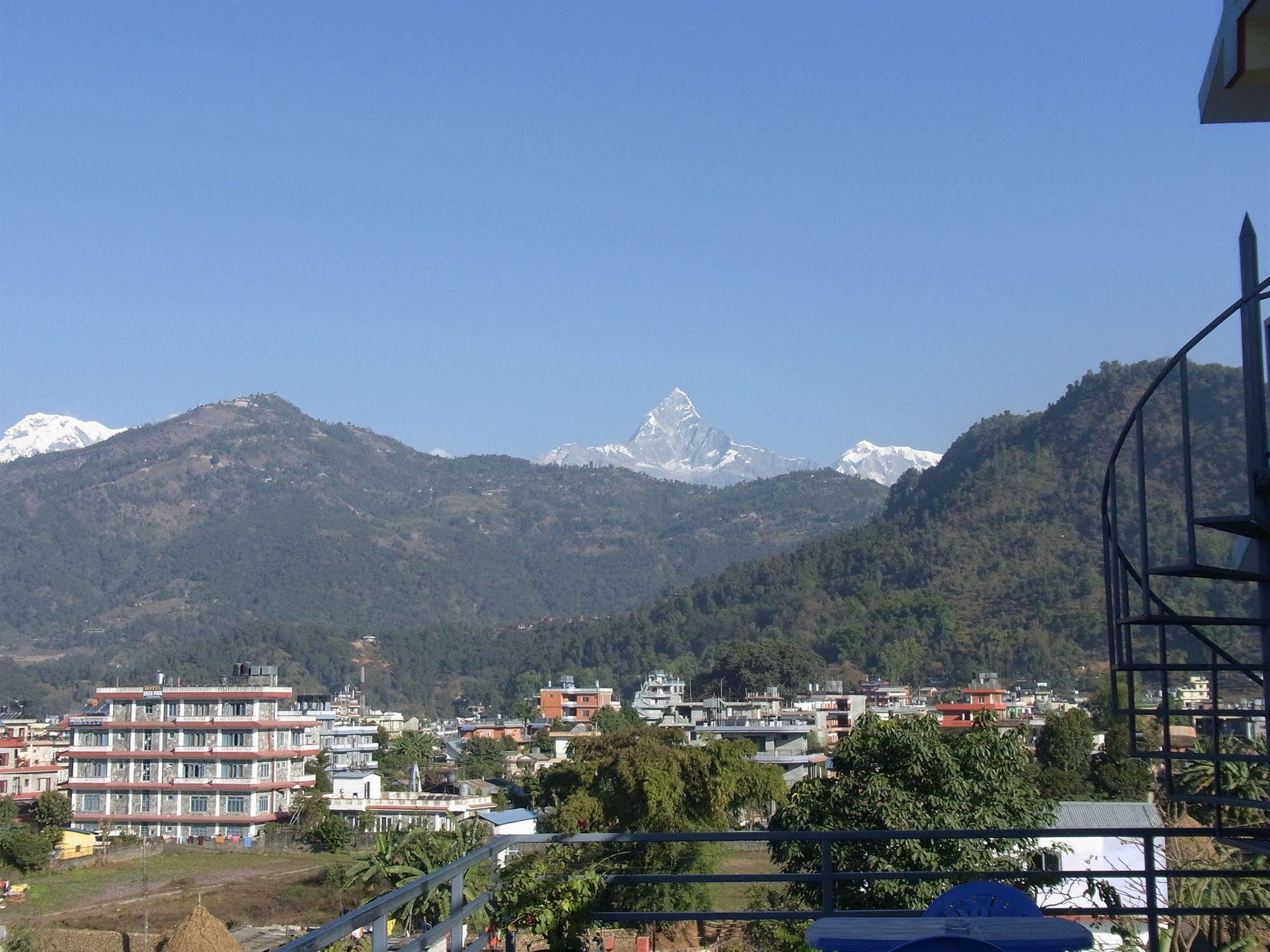 Hotel Lake Star Pokhara Eksteriør billede