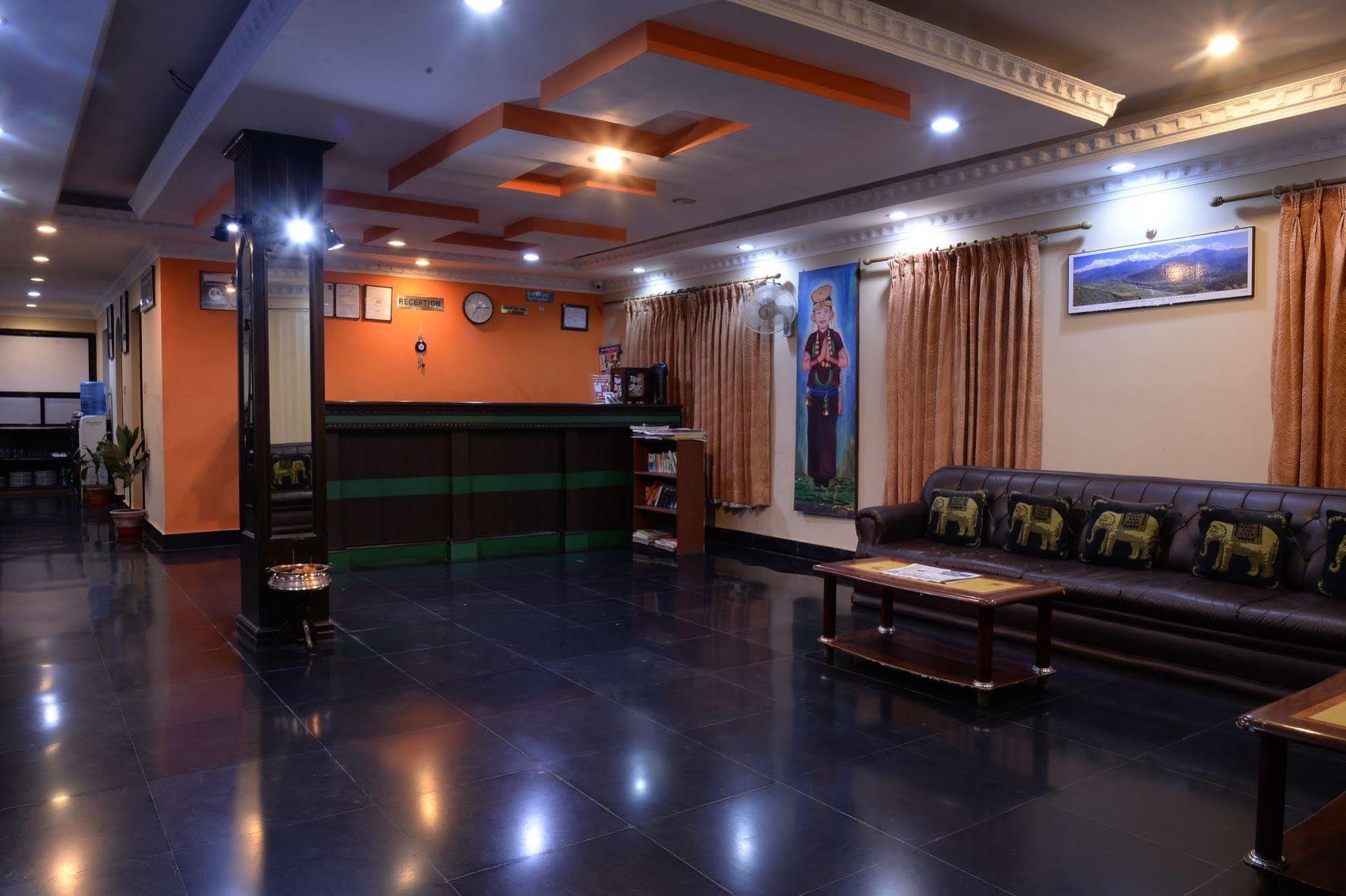 Hotel Lake Star Pokhara Eksteriør billede