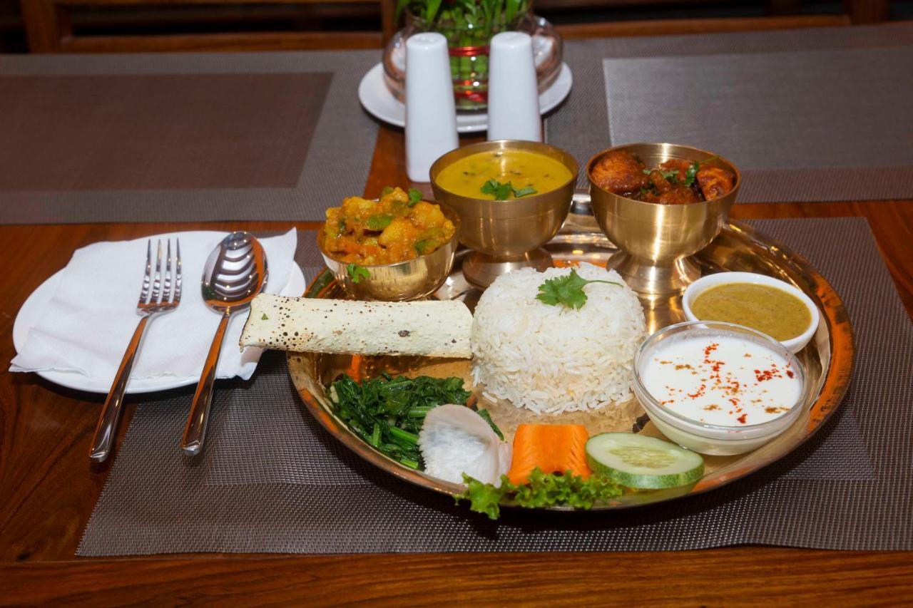 Hotel Lake Star Pokhara Eksteriør billede