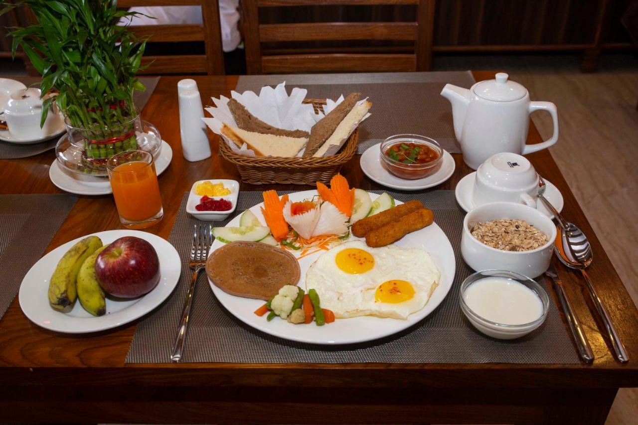 Hotel Lake Star Pokhara Eksteriør billede